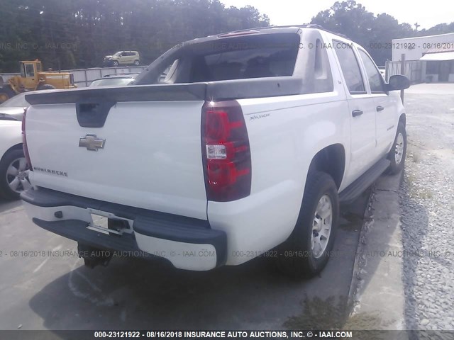 3GNEC12J68G239186 - 2008 CHEVROLET AVALANCHE C1500 WHITE photo 4