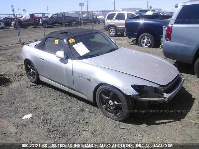 JHMAP11412T008082 - 2002 HONDA S2000 SILVER photo 1