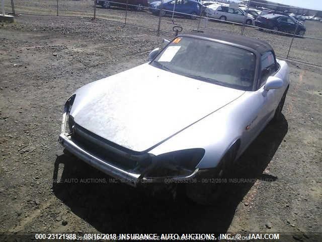 JHMAP11412T008082 - 2002 HONDA S2000 SILVER photo 2