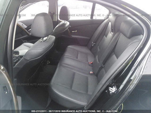 WBANF33586CS35702 - 2006 BMW 525 XI შავი ფოტო 8