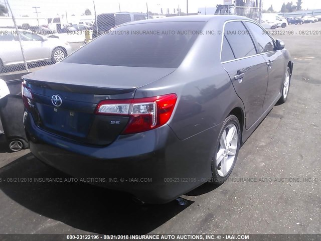4T1BF1FKXDU231830 - 2013 TOYOTA CAMRY L/SE/LE/XLE 灰色 照片 4