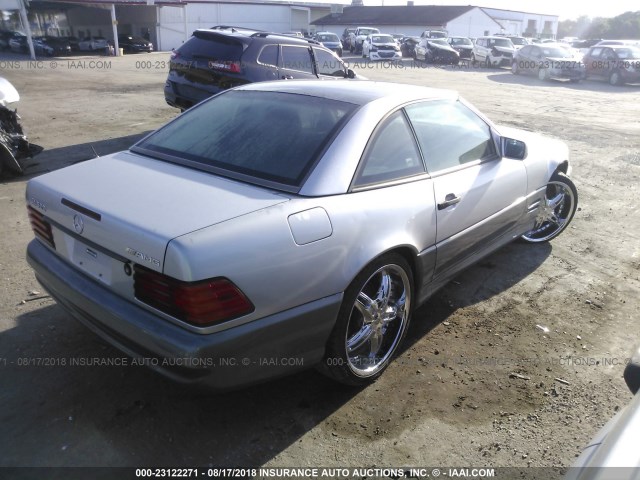 WDBFA67F9WF165666 - 1998 MERCEDES-BENZ SL 500 SILVER photo 4