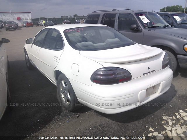 1G2WK52J82F188147 - 2002 PONTIAC GRAND PRIX SE WHITE photo 3