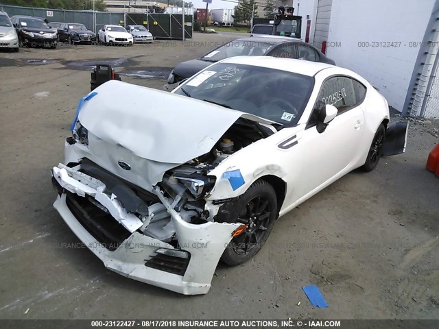 JF1ZCAB15E9604355 - 2014 SUBARU BRZ 2.0 PREMIUM WHITE photo 2