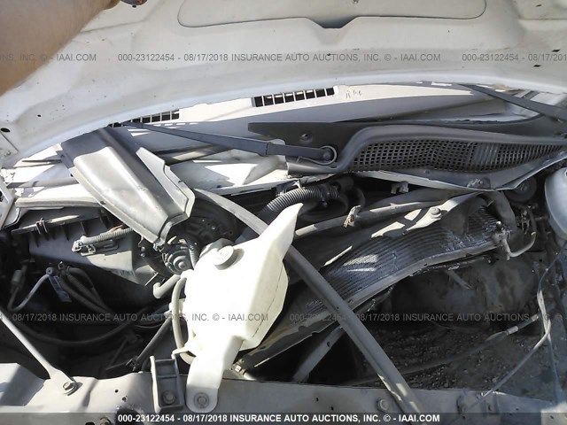 1GBJG31K481192261 - 2008 CHEVROLET EXPRESS G3500  WHITE photo 9