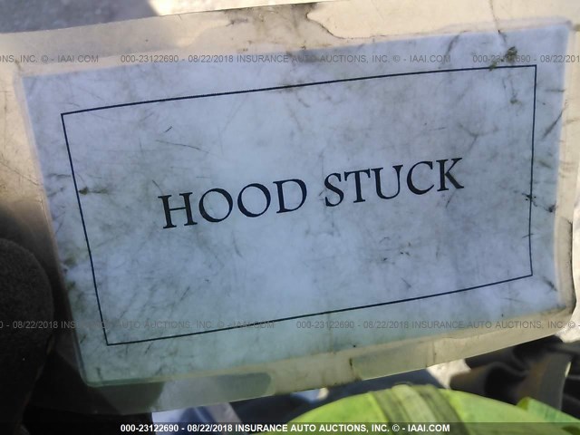 4T1BE32K32U616986 - 2002 TOYOTA CAMRY LE/XLE/SE 银色 照片 10