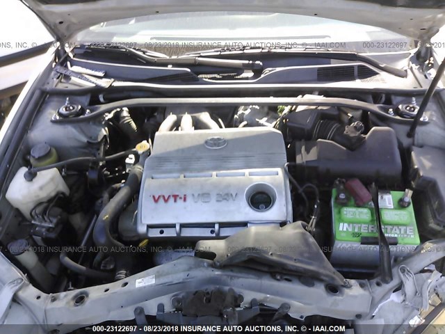 4T1BF32K54U570173 - 2004 TOYOTA CAMRY LE/XLE/SE Күміс фото 10