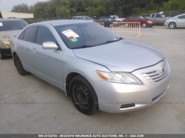 4T1BE46K37U634153 - 2007 TOYOTA CAMRY NEW GENERAT CE/LE/XLE/SE SILVER photo 1