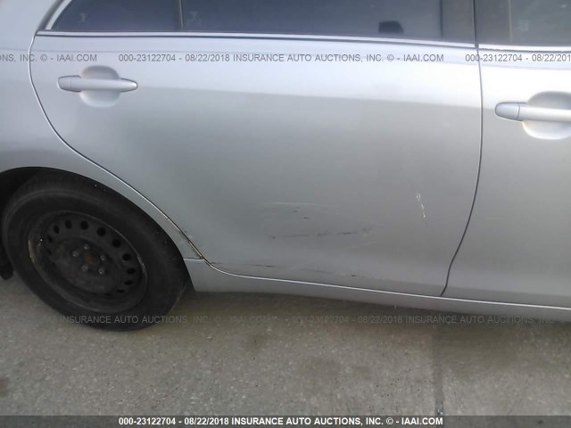 4T1BE46K37U634153 - 2007 TOYOTA CAMRY NEW GENERAT CE/LE/XLE/SE SILVER photo 6