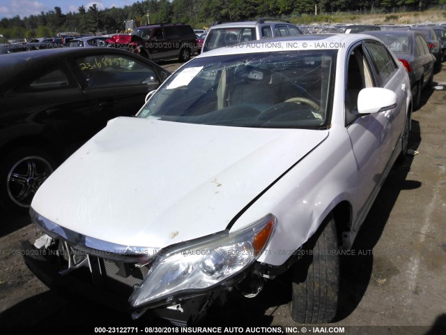 4T1BK3DB3CU454719 - 2012 TOYOTA AVALON LIMITED WHITE photo 2