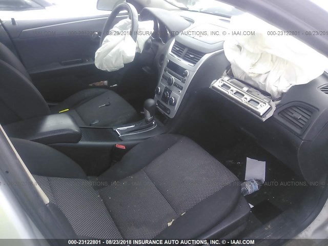 1G1ZC5EU7BF329049 - 2011 CHEVROLET MALIBU 1LT SILVER photo 5