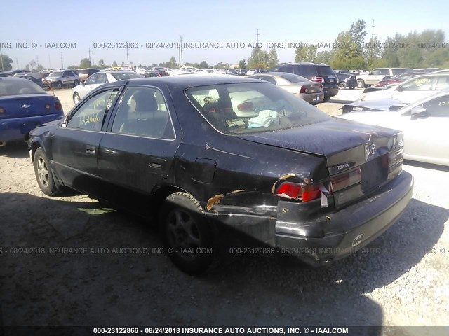 4T1BG22K5WU213862 - 1998 TOYOTA CAMRY CE/LE/XLE 黑色 照片 3