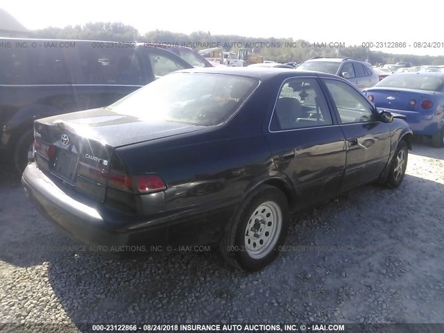 4T1BG22K5WU213862 - 1998 TOYOTA CAMRY CE/LE/XLE 黑色 照片 4