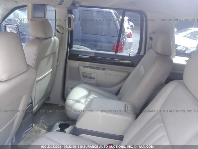 5LMEU88H34ZJ21635 - 2004 LINCOLN AVIATOR 银色 照片 8