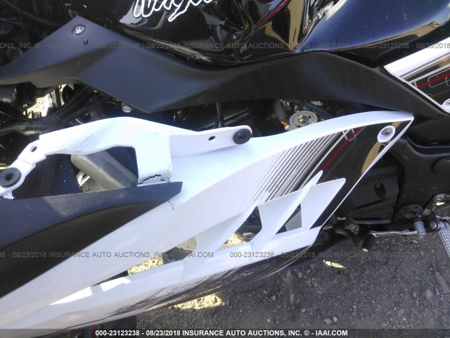 JKAEX8B1XEA005224 - 2014 KAWASAKI EX300 B WHITE photo 9