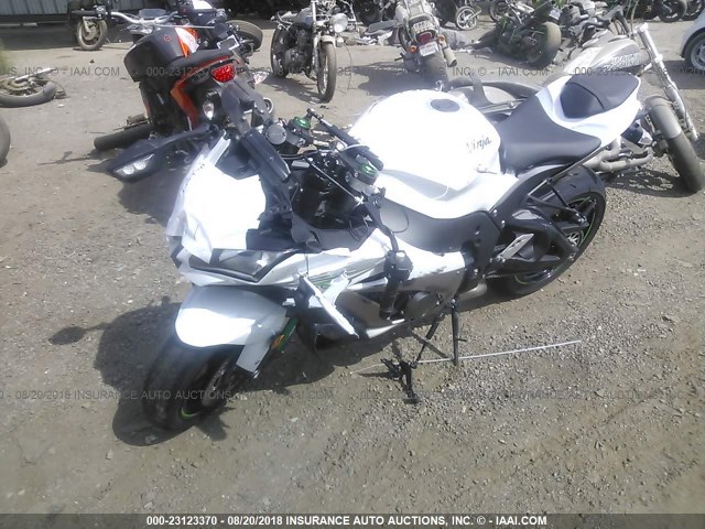 JKAZXCS11HA008490 - 2017 KAWASAKI ZX1000 S WHITE photo 2