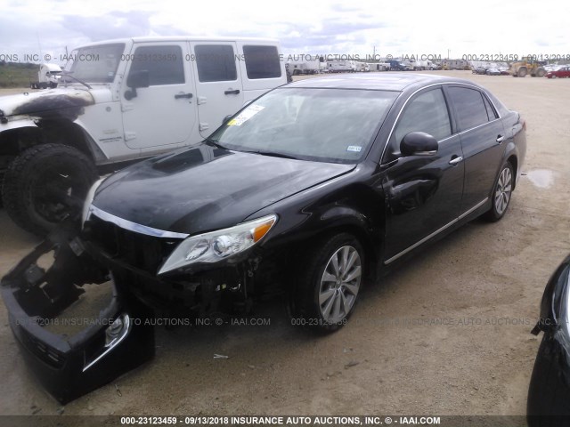 4T1BK3DB1BU426903 - 2011 TOYOTA AVALON LIMITED GRAY photo 2