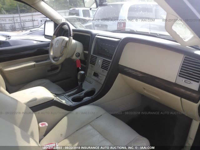 5LMEU68H23ZJ22570 - 2003 LINCOLN AVIATOR 黑色 照片 5