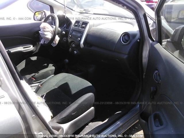 3N1CE2CP7EL399151 - 2014 NISSAN VERSA NOTE S/S PLUS/SV/SL GRAY photo 5