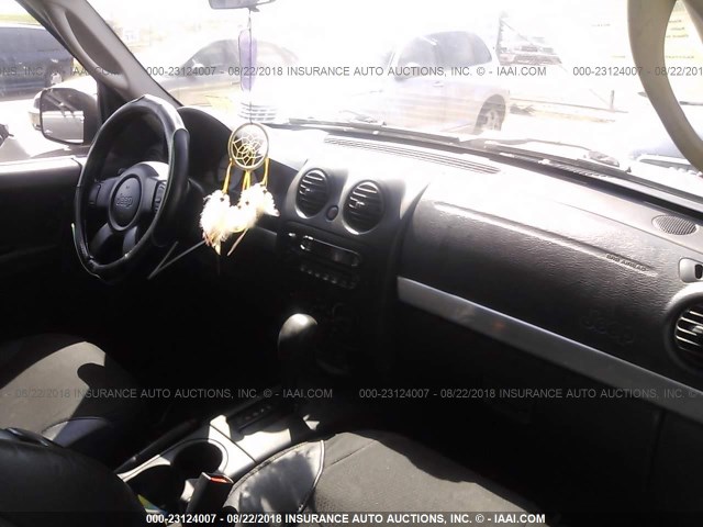 1J4GK38K12W333320 - 2002 JEEP LIBERTY RENEGADE GREEN photo 5