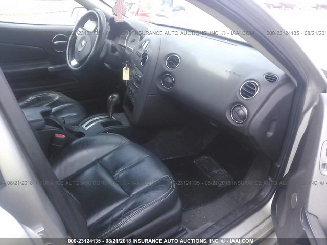 2G2WP552881128326 - 2008 PONTIAC GRAND PRIX SILVER photo 5