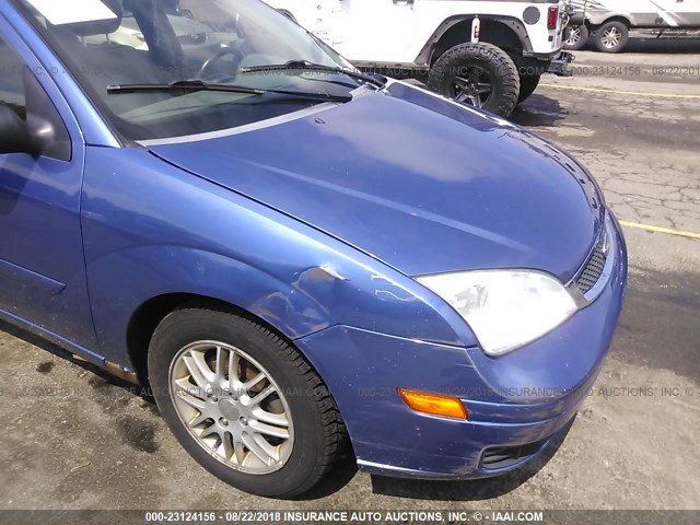 1FAFP36N35W219281 - 2005 FORD FOCUS ZXW BLUE photo 6