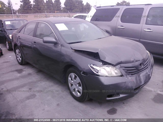 4T4BE46K98R034826 - 2008 TOYOTA CAMRY CE/LE/XLE/SE GRAY photo 1