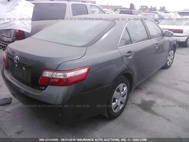 4T4BE46K98R034826 - 2008 TOYOTA CAMRY CE/LE/XLE/SE GRAY photo 4