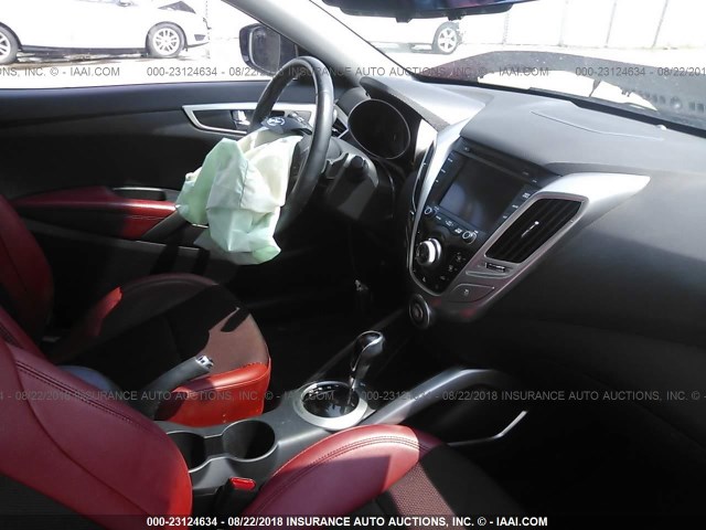 KMHTC6AD4DU170879 - 2013 HYUNDAI VELOSTER RED photo 5