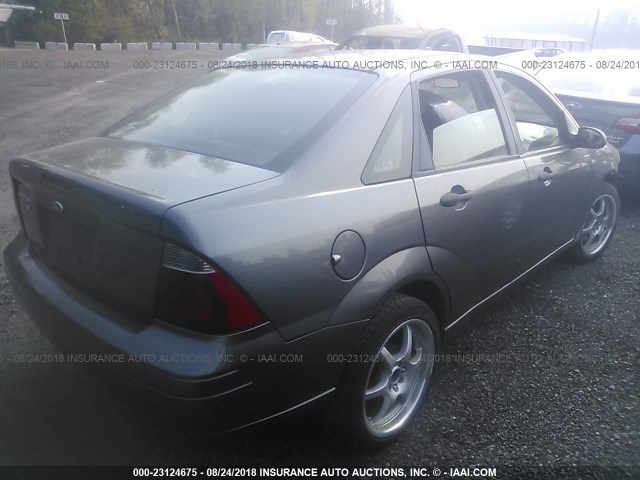 1FAHP34N97W207442 - 2007 FORD FOCUS ZX4/S/SE/SES GRAY photo 4