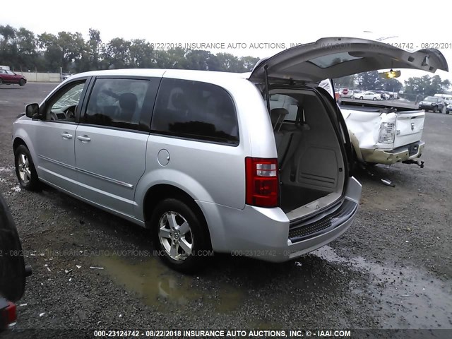 1D8HN54P88B100955 - 2008 DODGE GRAND CARAVAN SXT SILVER photo 3