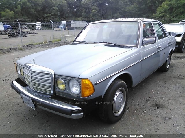 WDBAB23A7DB403108 - 1983 MERCEDES-BENZ 240 D BLUE photo 2