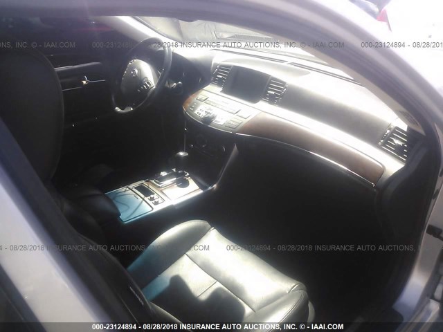 JN1CY0AP9AM911832 - 2010 INFINITI M35 SILVER photo 5