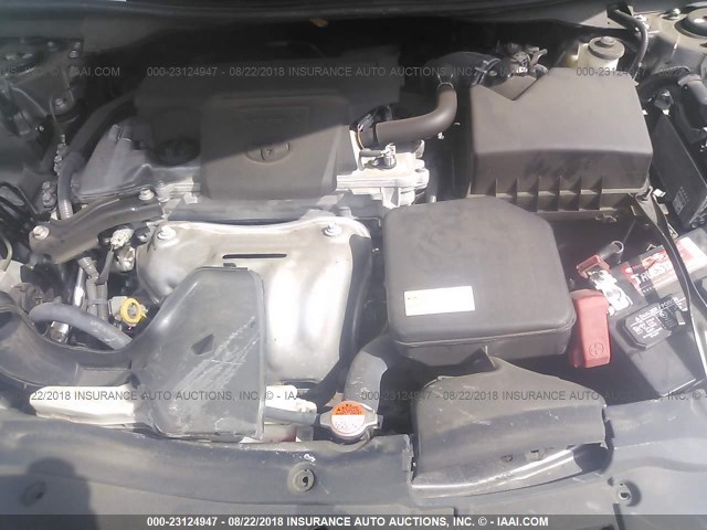 4T1BF1FK7GU531829 - 2016 TOYOTA CAMRY LE/XLE/SE/XSE 灰色 照片 10