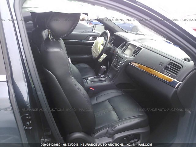 1LNHL9DK9DG616038 - 2013 LINCOLN MKS GRAY photo 5