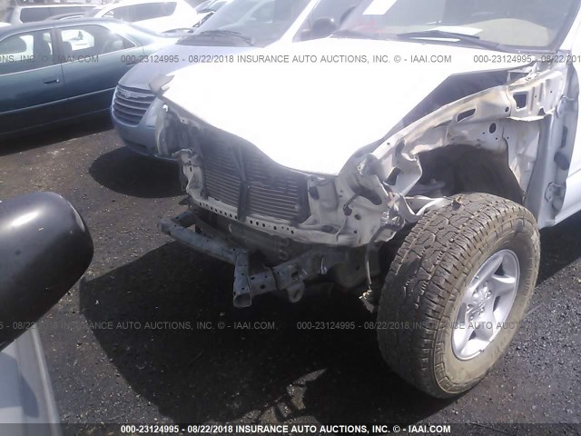 5TEHN72N04Z458648 - 2004 TOYOTA TACOMA DOUBLE CAB 白色 照片 6