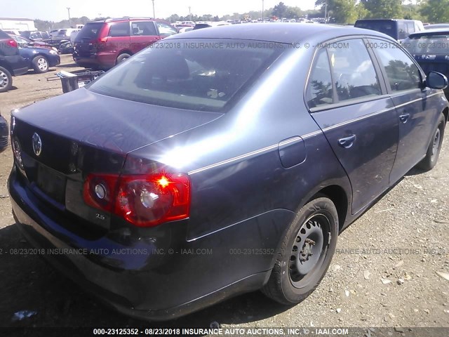 3VWPF71K15M615776 - 2005 VOLKSWAGEN NEW JETTA VALUE BLUE photo 4