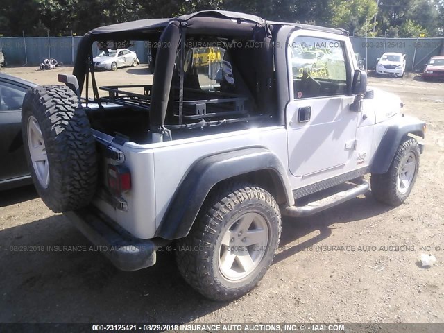 1J4FA69S96P714010 - 2006 JEEP WRANGLER / TJ RUBICON SILVER photo 4