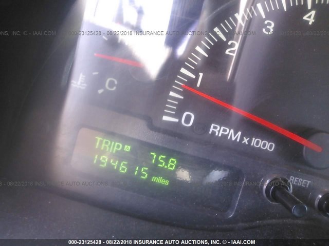 1LNHM87A3YY842182 - 2000 LINCOLN LS SILVER photo 7