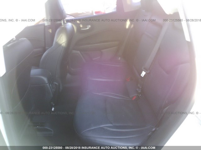 3C4NJCBB6HT682058 - 2017 JEEP COMPASS LATITUDE 白色 照片 8