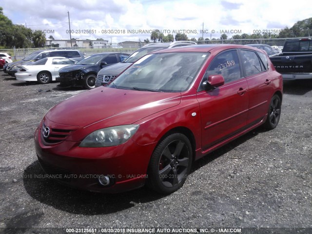 JM1BK343651219412 - 2005 MAZDA 3 HATCHBACK RED photo 2