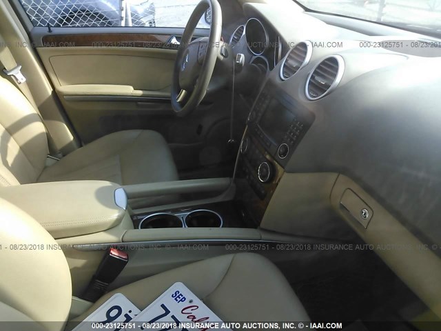 4JGBB22E78A419732 - 2008 MERCEDES-BENZ ML 320 CDI WHITE photo 5