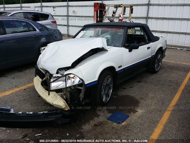 1FABP44E5JF169811 - 1988 FORD MUSTANG LX WHITE photo 2