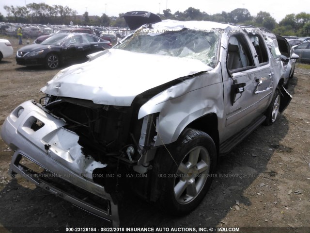 1GNSKKE35BR323399 - 2011 CHEVROLET SUBURBAN K1500 LTZ SILVER photo 2