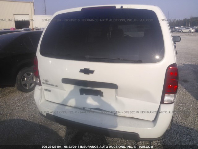 1GNDV23WX8D137702 - 2008 CHEVROLET UPLANDER LS 白色 照片 6
