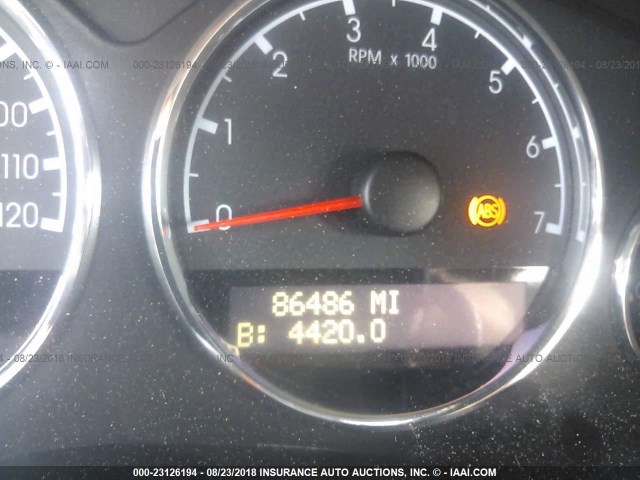 1GNDV23WX8D137702 - 2008 CHEVROLET UPLANDER LS 白色 照片 7