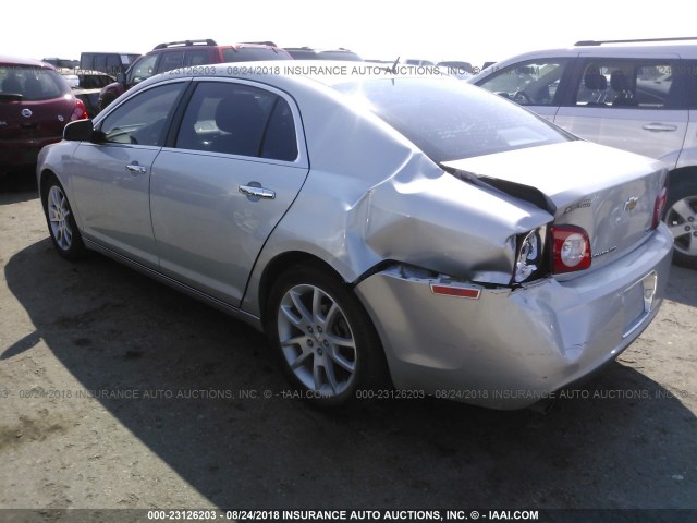1G1ZE5EU4BF398534 - 2011 CHEVROLET MALIBU LTZ 银色 照片 3