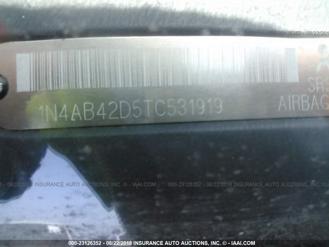 1N4AB42D5TC531919 - 1996 NISSAN 200SX SE SILVER photo 9