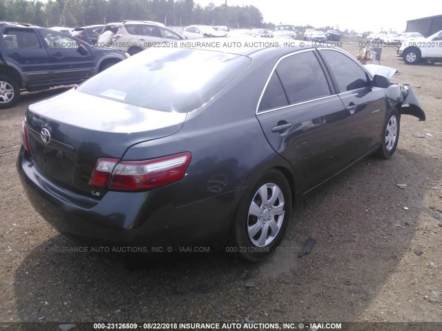 4T1BE46K07U647863 - 2007 TOYOTA CAMRY NEW GENERAT CE/LE/XLE/SE GRAY photo 4