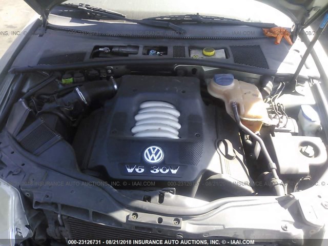 WVWRH63BX3P102885 - 2003 VOLKSWAGEN PASSAT GLX GREEN photo 10